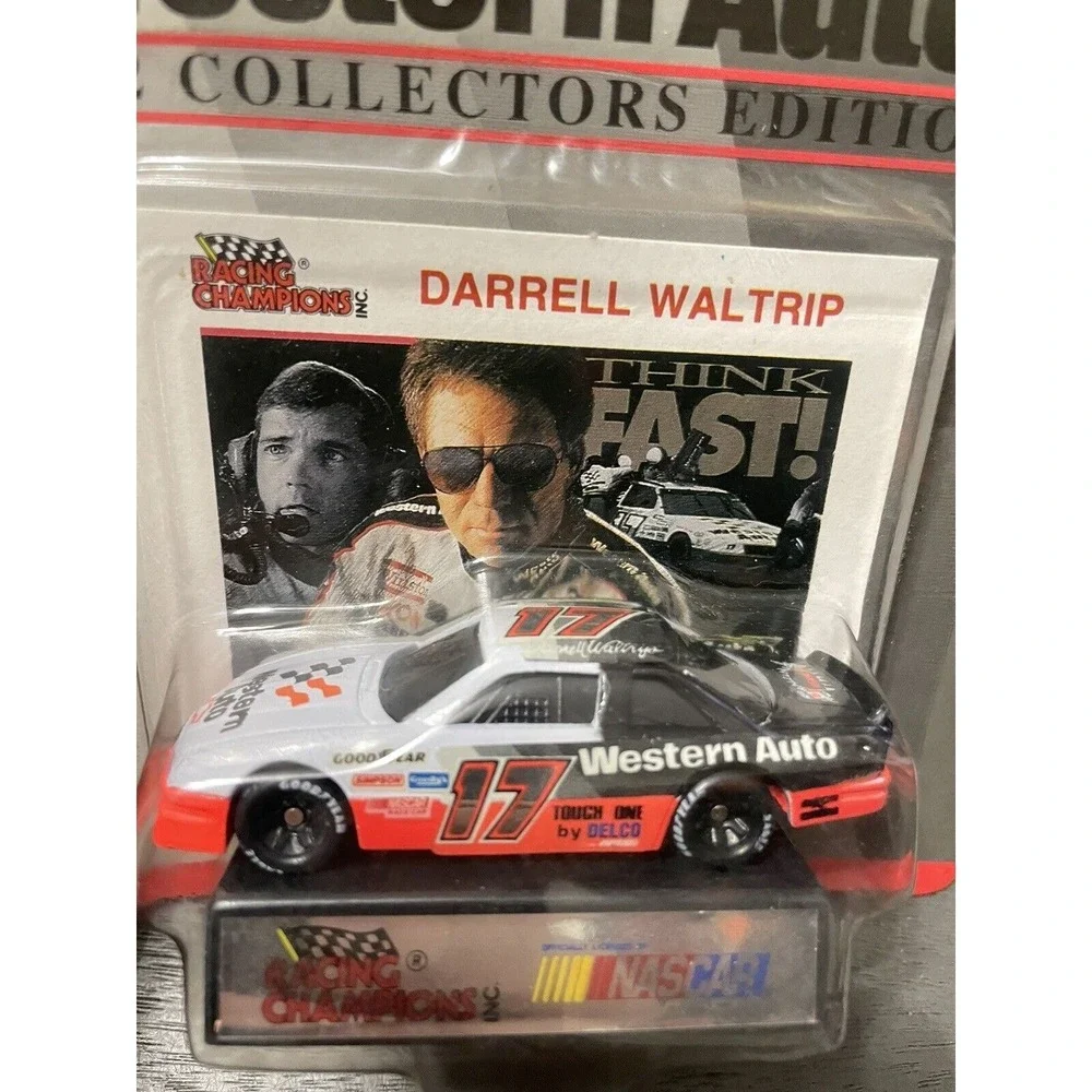 Darrell‎ Waltrip 1992 Racing Champions Western Auto Collectors Edition 1/64